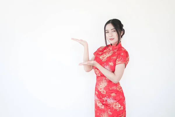 Ázsiai Nők Hagyományos Kínai Cheongsam Ruhák Egy Barátságos Gesztus Egy — Stock Fotó