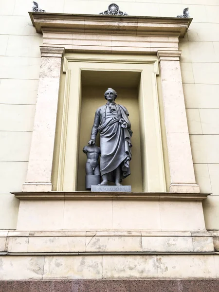 Vackra Statyer Hjärtat Sankt Petersburg — Stockfoto