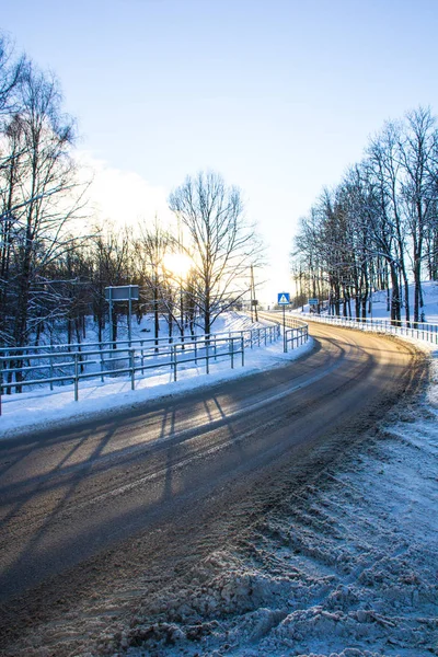 Łotewska Przyroda Małe Miasteczko Zimie — Zdjęcie stockowe