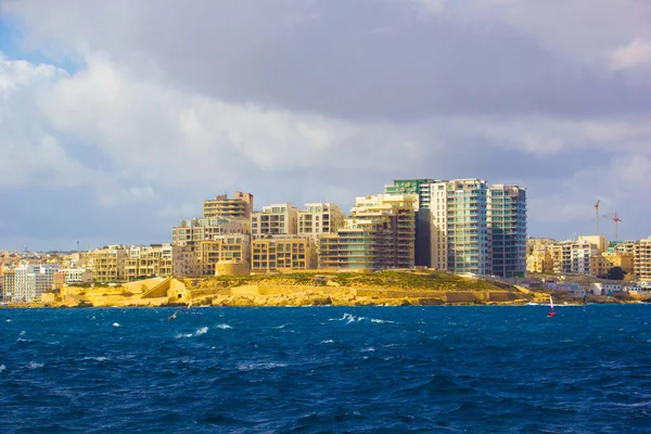 Valletta, Malta, deniz ve doğa manzarası