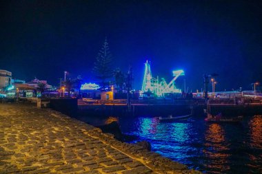 Puerto de la Cruz gece görünümü, Tenerife İspanya