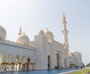 Abu Dabi, Birleşik Arap Emirlikleri, Nisan 2019 - Şeyh Zayed Ulu Camii Görünümü 