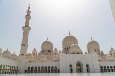 Abu Dabi, Birleşik Arap Emirlikleri, Nisan 2019 - Şeyh Zayed Ulu Camii Görünümü 