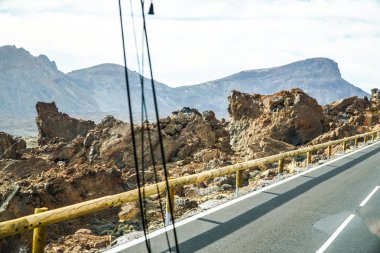 Teide National Park'ta doğal dağ yolu, Tenerife, İspanya