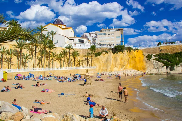 Benidorm Alicante Playa Del Mal Pas España Con Palmeras — Foto de Stock
