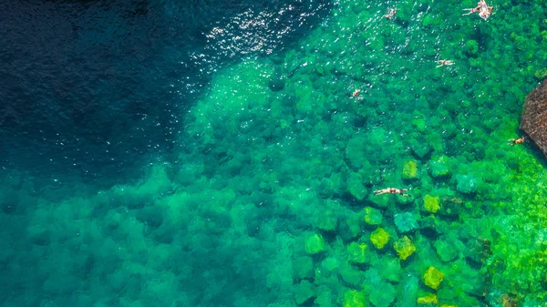 Les Gens Qui Volent Sur Polignano Mare Plage Mer — Photo