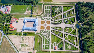 Rundale, Letonya Havadan görünümü, Rundale sarayının drone fotoğrafı ve 18. 