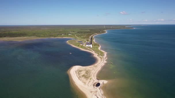 Bellissimo Video Panoramico Aereo Drone Volante Sul Soleggiato Faro Sorve — Video Stock