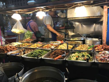 Satılık tepside Gıda.