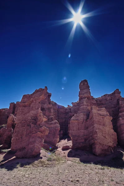 Rocce Del Charyn Canyon Kazakistan Sotto Sole Cocente Ora Legale — Foto Stock