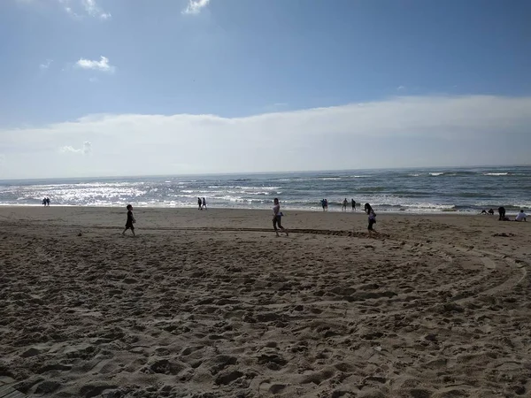 Děti Hrající Písečnou Pláž Provincie Isla Cristina Španělsku — Stock fotografie