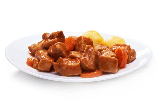 Gulasch Rindereintopf Mit Kartoffeln Isoliert Auf Weißem Hintergrund — Stockfoto