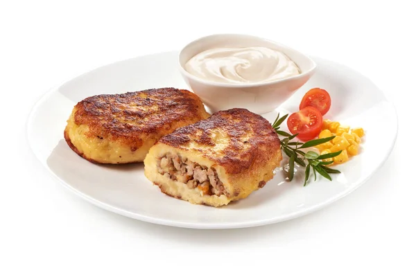 Kartoffelpuffer Mit Fleisch Isoliert Auf Weißem Hintergrund — Stockfoto