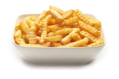 Kızarmış patates kızartması, beyaz arka planda izole edilmiş..