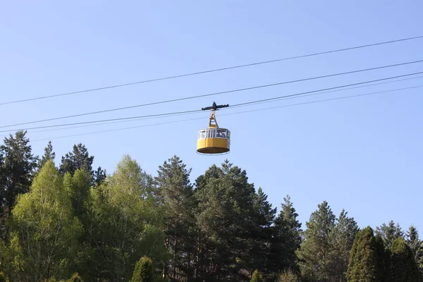 The funicular of yellow color — Stock Photo, Image