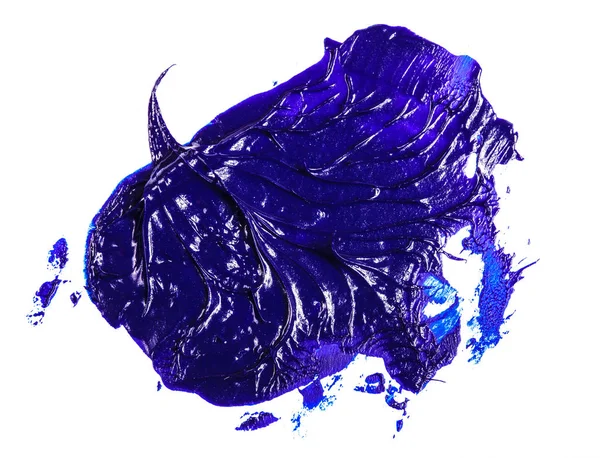 Mancha de tinta azul óleo sobre um fundo branco . — Fotografia de Stock