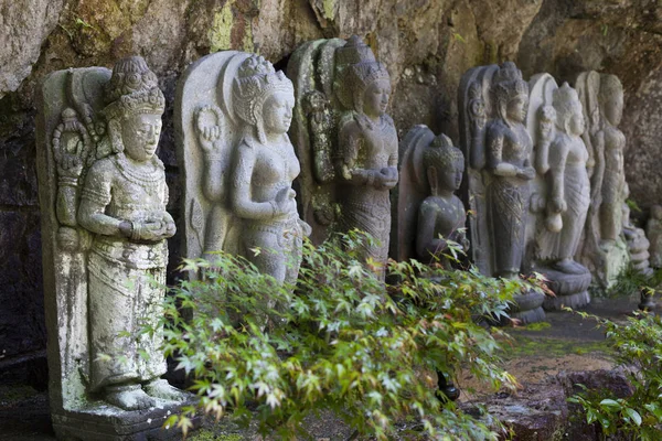 Ligne Statues Pierre Mitaki Dera Temple Dans Une Vallée Boisée — Photo