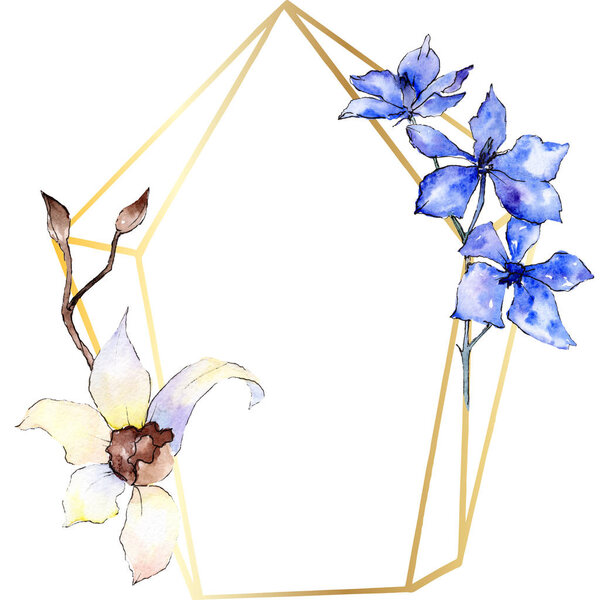 Фиолетовые и белые цветы орхидеи. Акварельная фоновая иллюстрация. Золотая многоугольная рама с цветами. Геометрическая кристаллическая форма
.