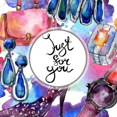 Giyim aksesuarları trendy moda kıyafet ayarlayın. Suluboya arka plan illüstrasyon küme. Suluboya çizim moda aquarelle. Çerçeve kenarlığı süsleme Meydanı.