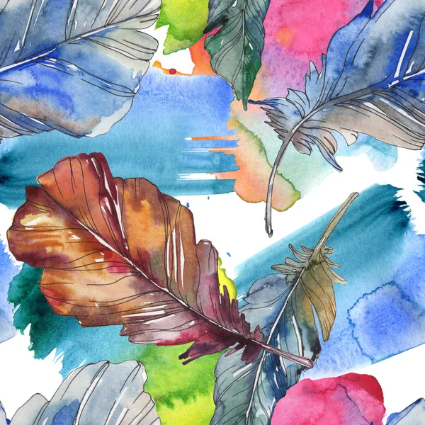 分離された翼から鳥の羽 水彩画背景イラスト セット 水彩描画のファッション Aquarelle 分離します シームレスな背景パターン 壁紙印刷手触りの生地 — ストック写真