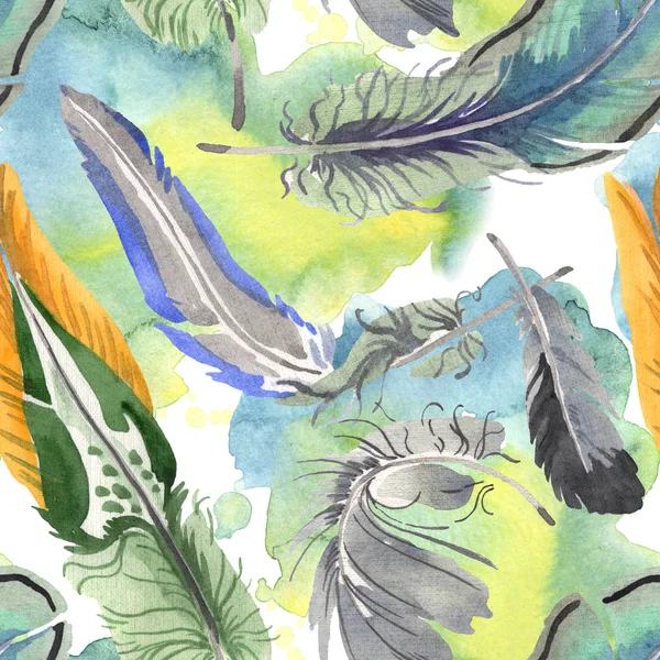 Aquarel vogel veren van vleugel geïsoleerd. Aquarelle Feather voor achtergrond. Naadloos achtergrond patroon. — Stockfoto