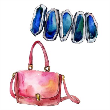 Bir suluboya tarzı çanta ve bilezik kroki moda glamour illüstrasyon. Giysi aksesuarları trendy kıyafet ayarlayın. Arka plan için Kova krokisi. Suluboya çizim aquarelle izole.