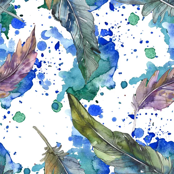 Bird feather from wing isolated. Watercolor background illustration set. Watercolour drawing fashion aquarelle isolated. Seamless background pattern. Fabric wallpaper print texture. — Stock Photo