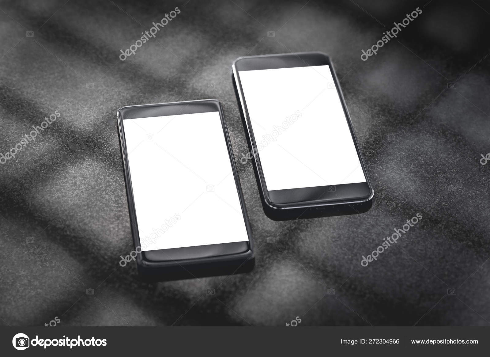 Attrappe Schwarzer Smartphones Auf Grauem Hintergrund Mit Dem Schatten Des Gitters Stockfoto C Victorprilepa