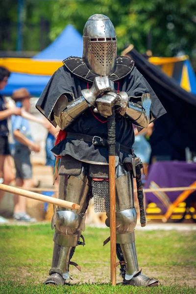 Reconstrucciones Peleas Duelos Caballeros Armadura —  Fotos de Stock