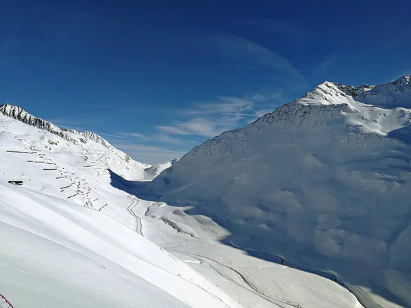 Snow Covered Hills Beautiful Sunshine Andermatt Switzerland — Stock Photo, Image