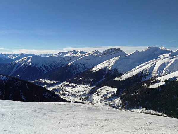 Лыжные Склоны Заснеженные Горы Давоса Швейцария — стоковое фото