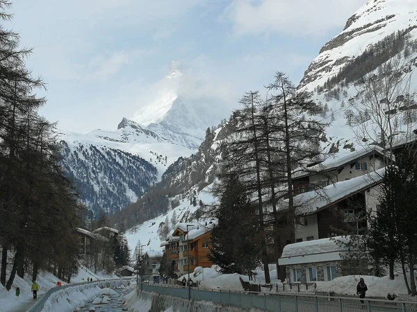Blick Auf Das Berühmte Matterhorn Und Zermatt Den Schweizer Alpen — Stockfoto