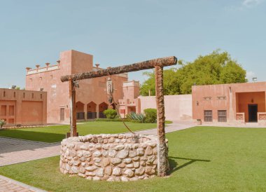 Şeyh Zayed Saray Müzesi, Al Ain Sarayı Müzesi olarak da bilinen Birleşik Arap Emirlikleri 'nin El Ain şehrinde bulunan bir müzedir.. 