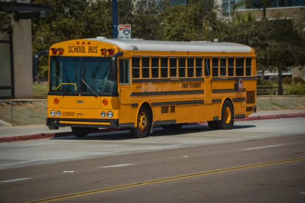 Schoolbus San Diego Amerikai Egyesült Államok — Stock Fotó