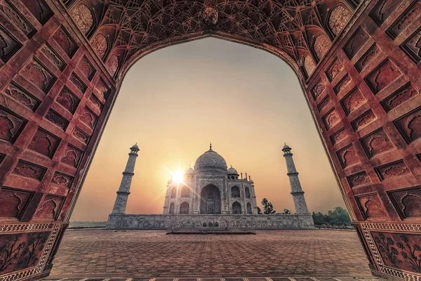 Taj Mahal Gündoğumu Işık Agra Hindistan — Stok fotoğraf