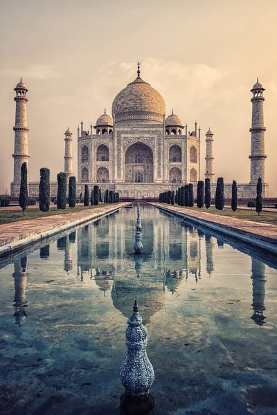 Taj Mahal Sunrise Ljus Agra Indien — Stockfoto