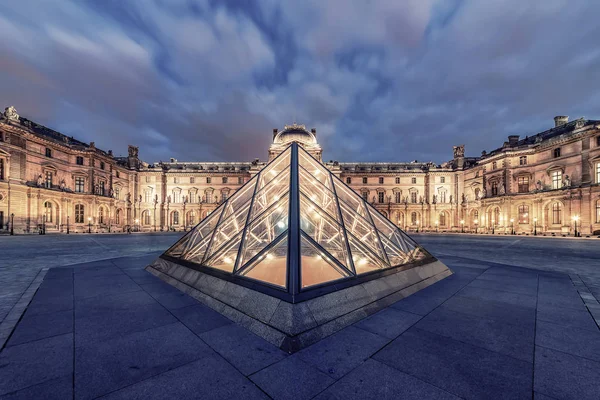 Septiembre 2018 París Francia Museo Del Louvre Por Noche — Foto de Stock