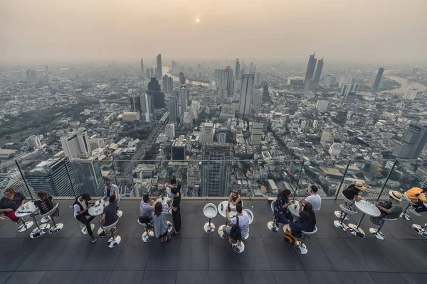 Bangkoks Högsta Utsiktsplats Och Takbaren Mahanakhon Tornet Öppna Nyligen December — Stockfoto