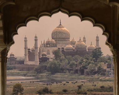 Taj Mahal Türbesi Agra Kalesi, Hindistan görüntülendi