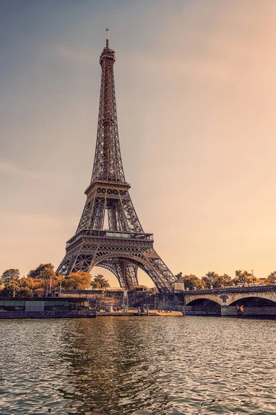 Paris Teki Eyfel Kulesi — Stok fotoğraf