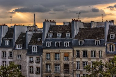 Paris çatıları Beaubourg'dan görüntülendi