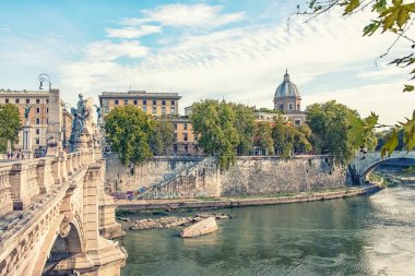 Gündüz vakti Roma kenti