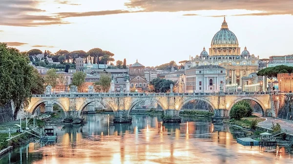 日没時のローマ市 — ストック写真