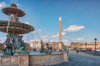 Gündüzleri Paris 'te Konkord Meydanı