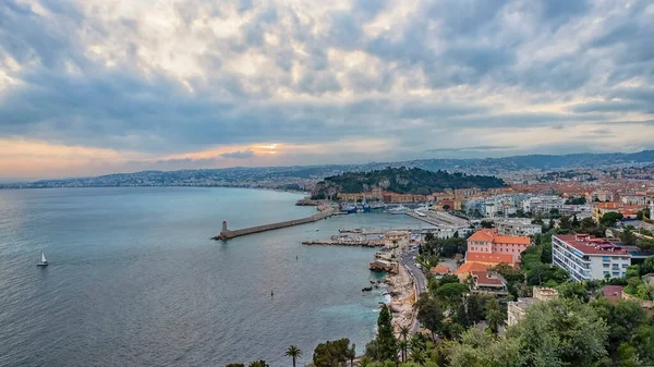Město Nice Při Západu Slunce Francouzské Riviéře — Stock fotografie