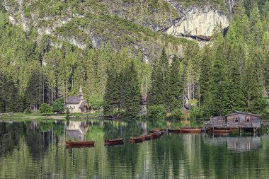 Lago di Braies - Pragser Wildsee, Güney Tyrol, İtalya