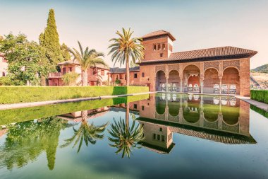 Granada, İspanya 'dan Alhambra.