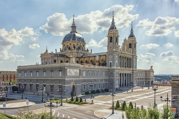 Catedral Almudena Madrid España —  Fotos de Stock