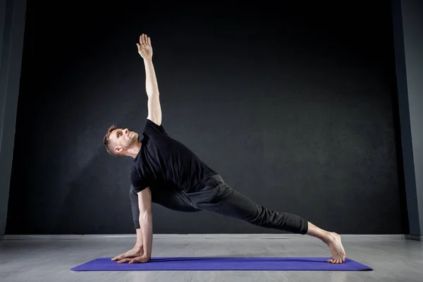 Young Man Doing Leg Stretching Exercises Yoga Mat Gym Practising — Stock Photo, Image