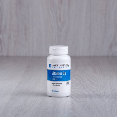 Kamyanets-Podilskyi, Ukrayna - 25 Ağustos 2020: Lake Avenue Beslenme, D3 vitamini, 5000 IU, 360 Softgels